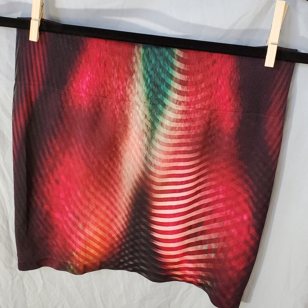PrettyLittleThing Multi Color Pattern Mini Skirt Size Medium - Picture 9 of 9